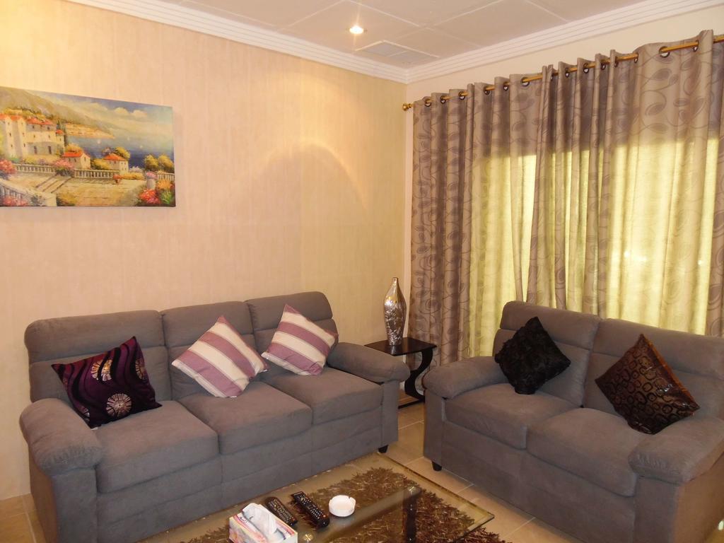 Leader Apartments 2 Kuwait City Habitación foto